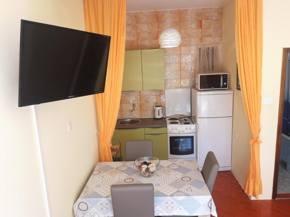 Dva Lava Apartament Podaca