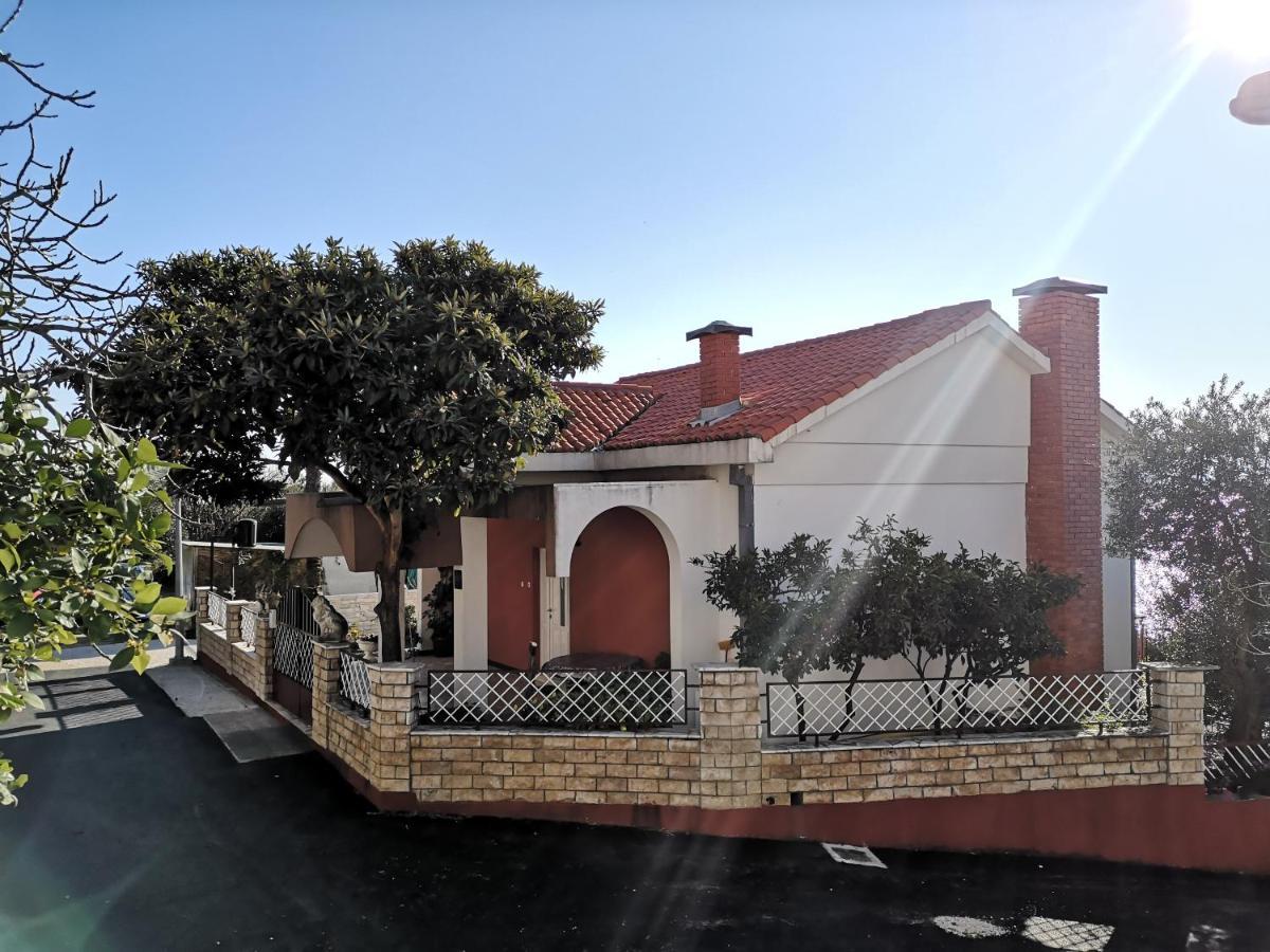 Dva Lava Apartmán Podaca